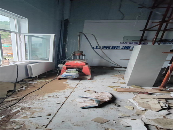 开化地基基础下沉墙体裂缝加固注浆顶升施工